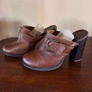 b.o.c. Born Concept Women's Brown Leather Heeled Clog Mules with buckle